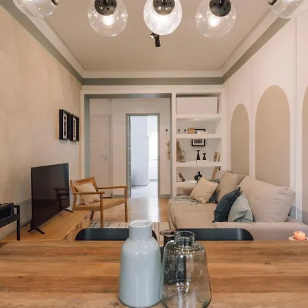Tagus - 2 Bedrooms In Estrela * Lissabon