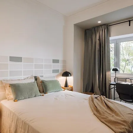 Tagus - 2 Bedrooms In Estrela * Lisbona